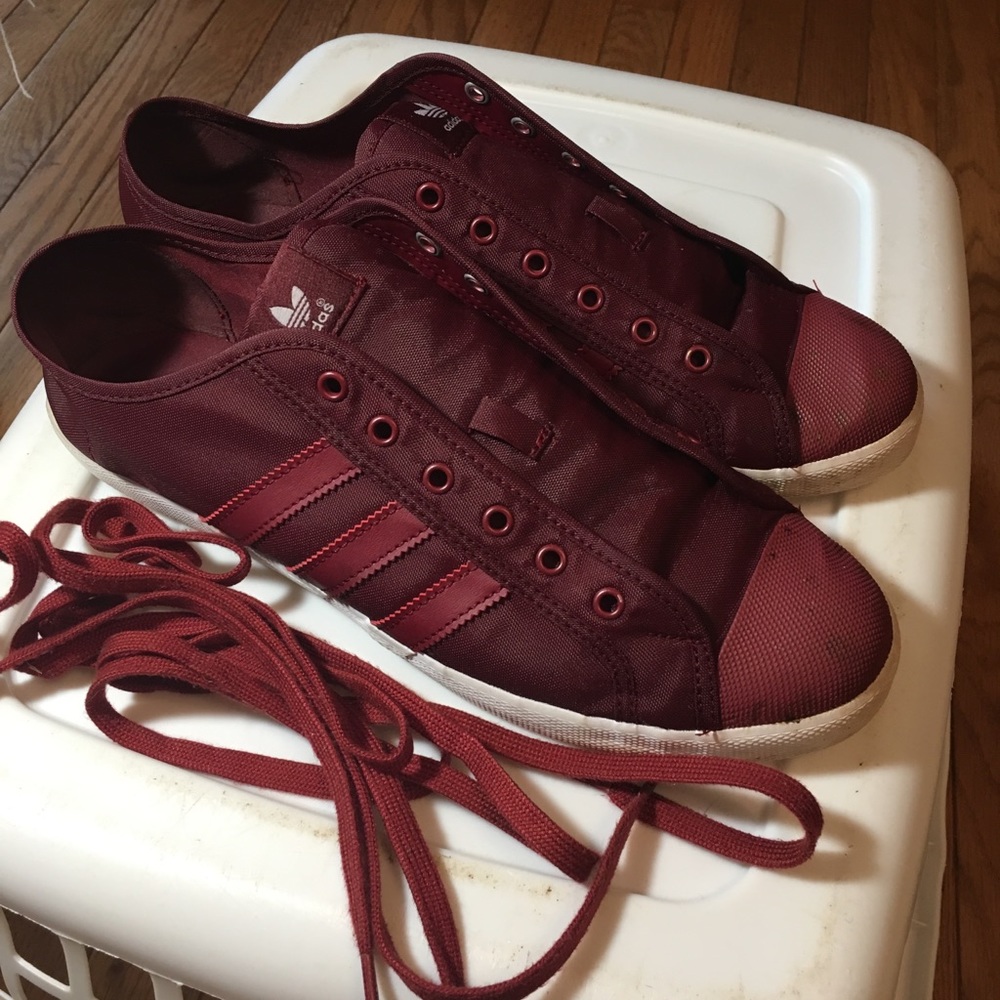 Adidas Maroon Sambas Size 10